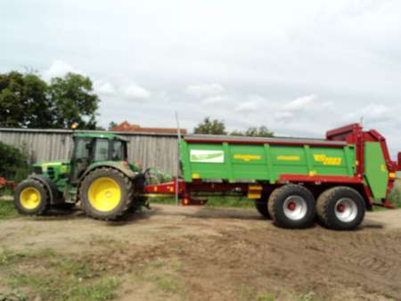 John_Deere__6330_mit__20_t_Strautman_Miststreuer.l
