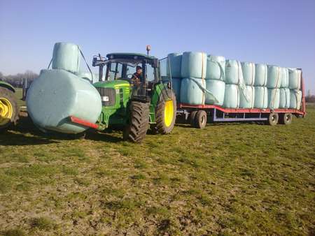 Rundballentransport_1.l
